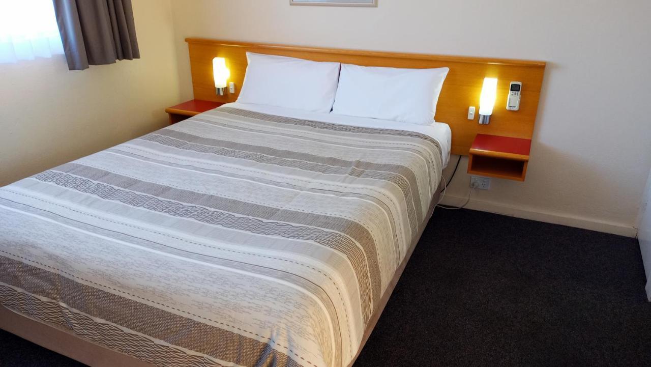 Redhill Cooma Motor Inn מראה חיצוני תמונה