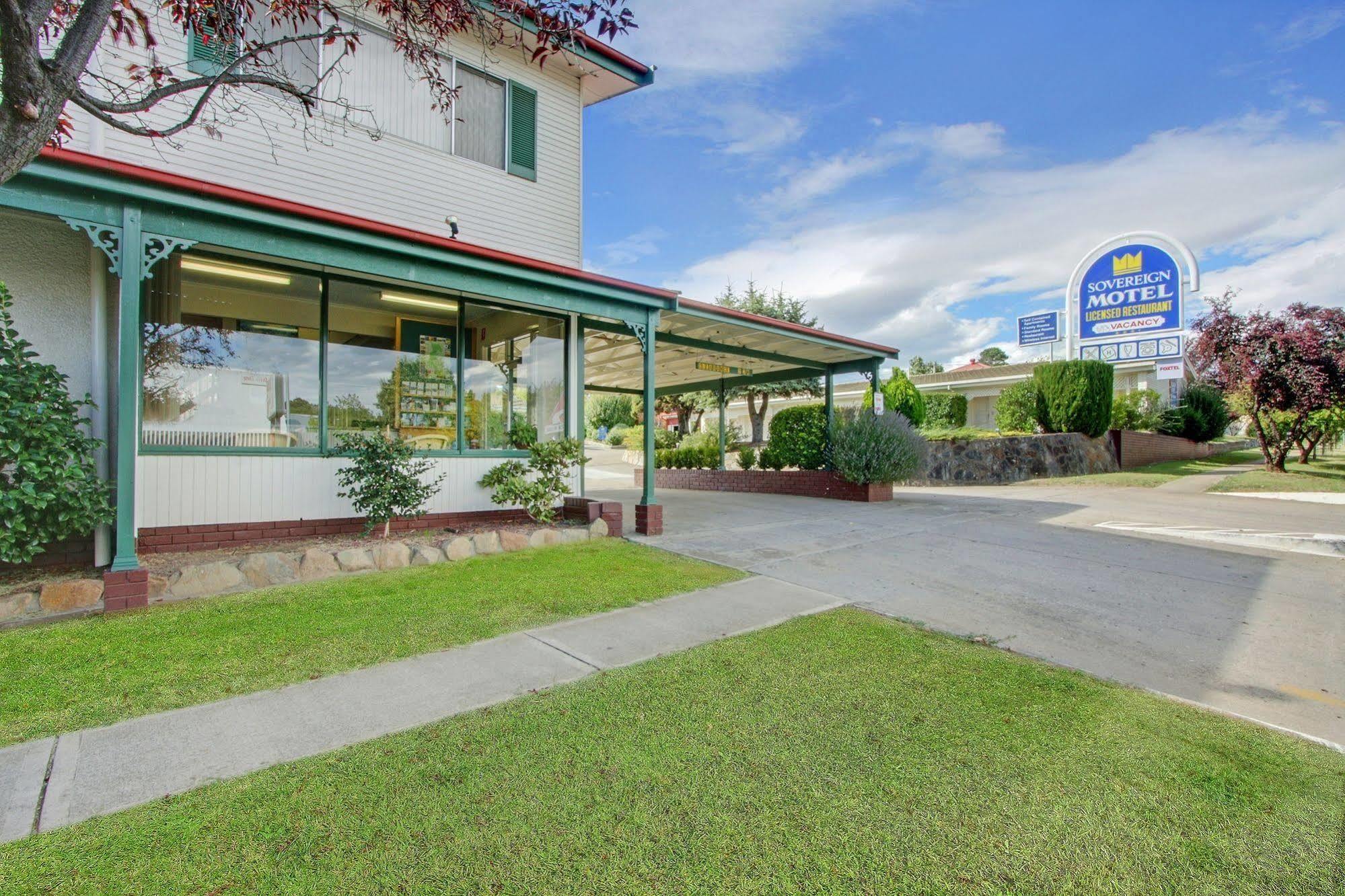 Redhill Cooma Motor Inn מראה חיצוני תמונה