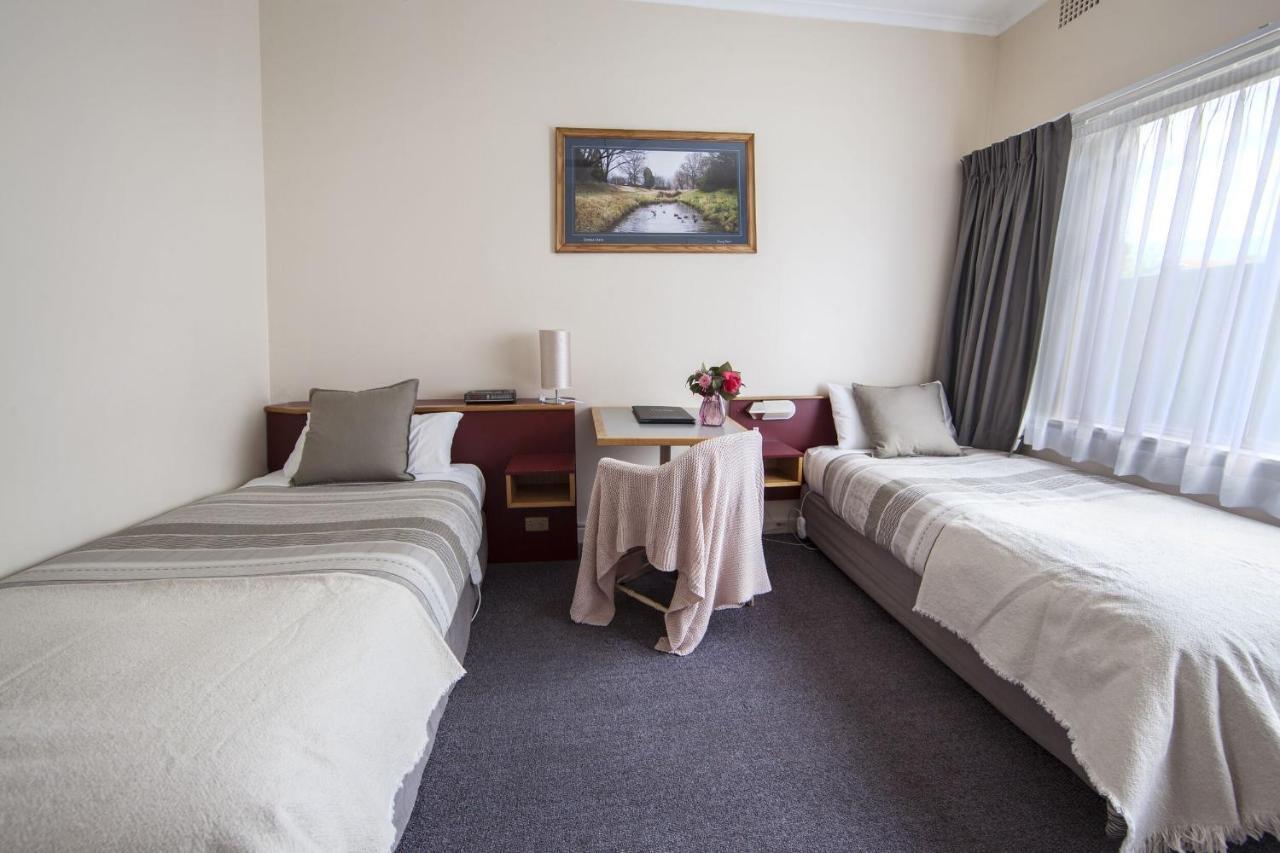 Redhill Cooma Motor Inn מראה חיצוני תמונה